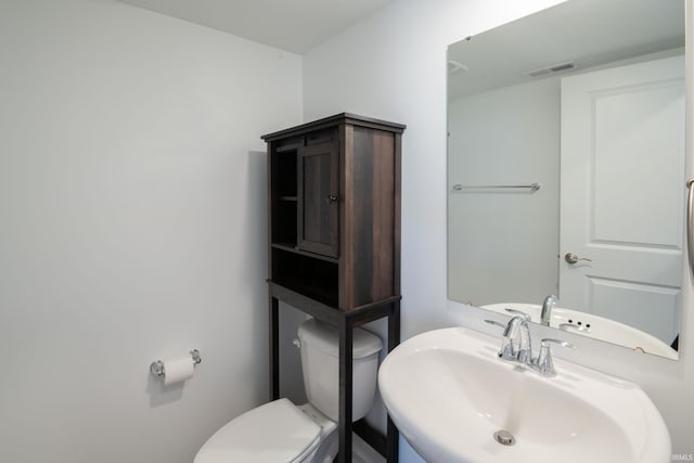 4632 Portney Pl, Fort Wayne, IN 46818 - bathroom with a sink and toilet