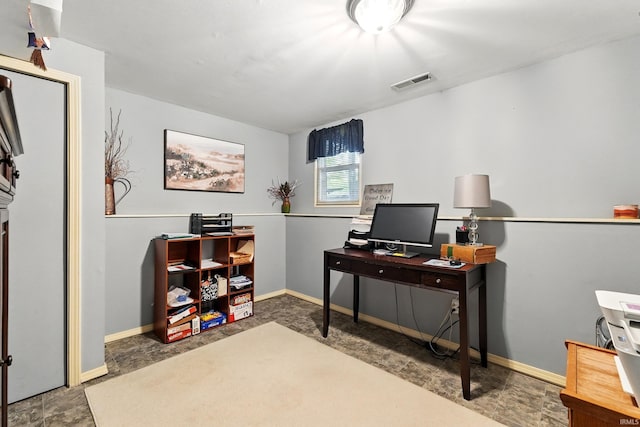 6916 Woodtrail Ct, Fort Wayne, IN 46835 - office area with baseboards