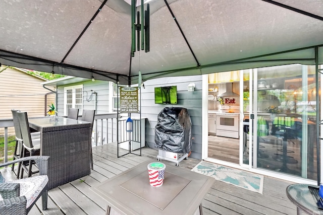6916 Woodtrail Ct, Fort Wayne, IN 46835 - deck with a gazebo and outdoor dining space