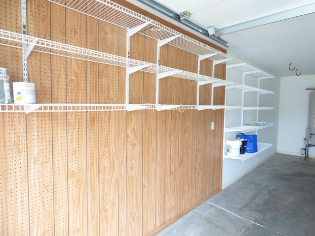 8202 Red Shank Ln, Fort Wayne, IN 46825 - interior space