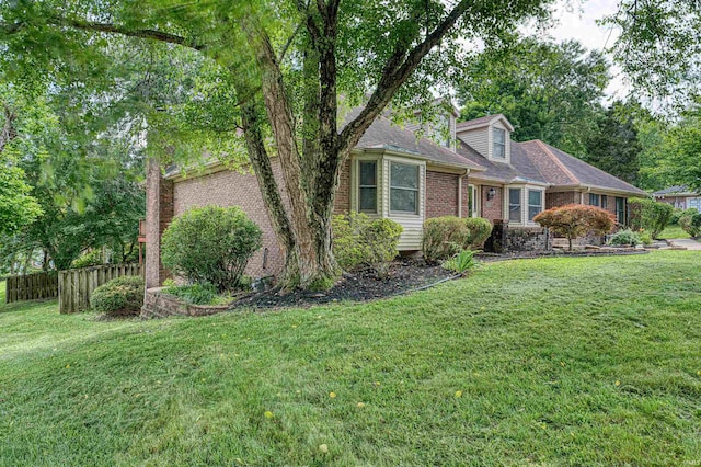 505 Wyndclyff Dr, Evansville, IN 47711 - view of front of house with brick siding
