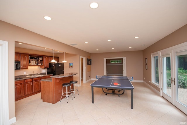 2307 Stacey Hollow Pl, Lafayette, IN 47905 - rec room featuring bar with sink, recessed lighting, and baseboards