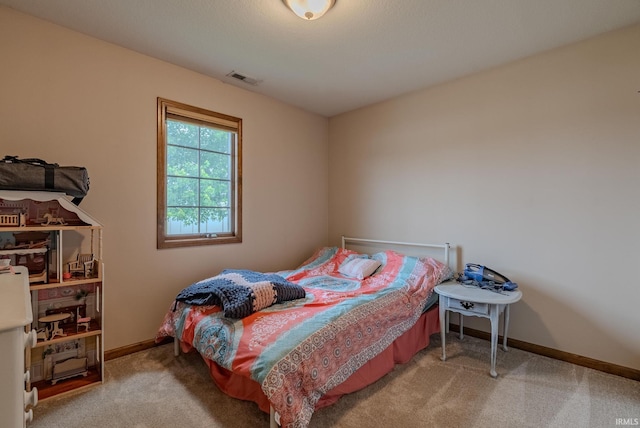 17 Chrysler Ave, Wabash, IN 46992 - carpeted bedroom with baseboards