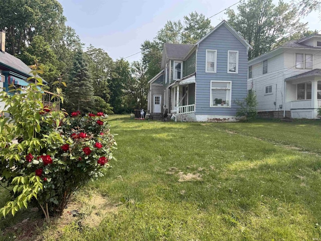 1827 Hale Ave, Fort Wayne, IN 46802 - view of green lawn