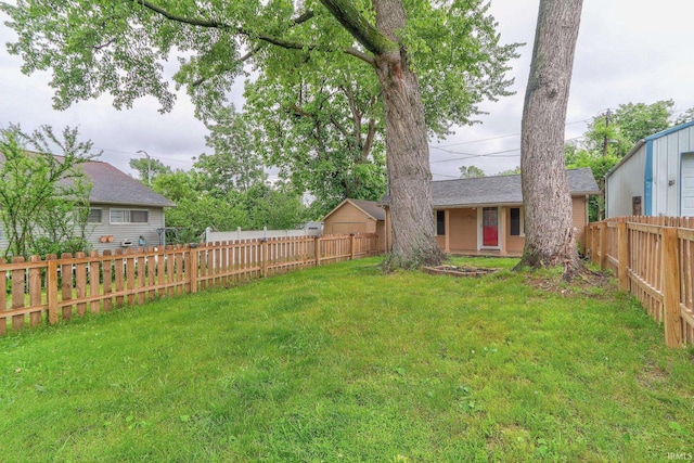 14 S Villa Dr, Evansville, IN 47714 - view of yard
