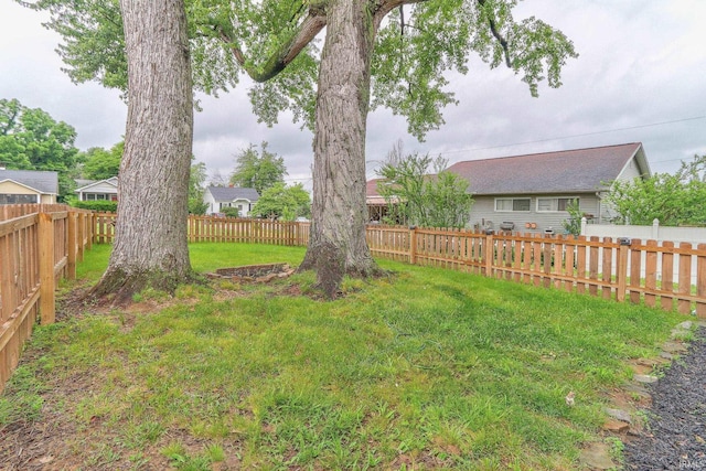 14 S Villa Dr, Evansville, IN 47714 - view of yard