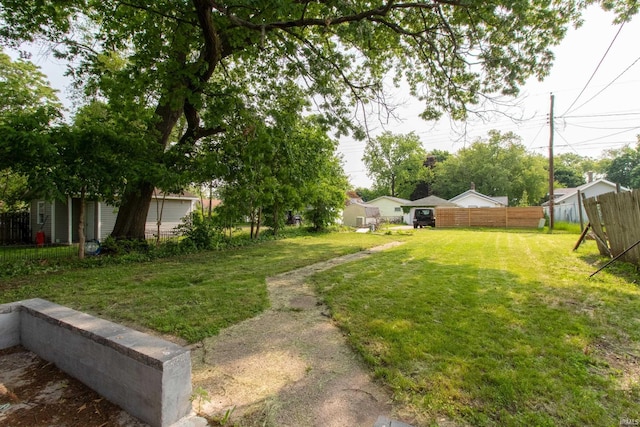 1026 S 35th St, South Bend, IN 46615 - view of yard featuring an outdoor structure