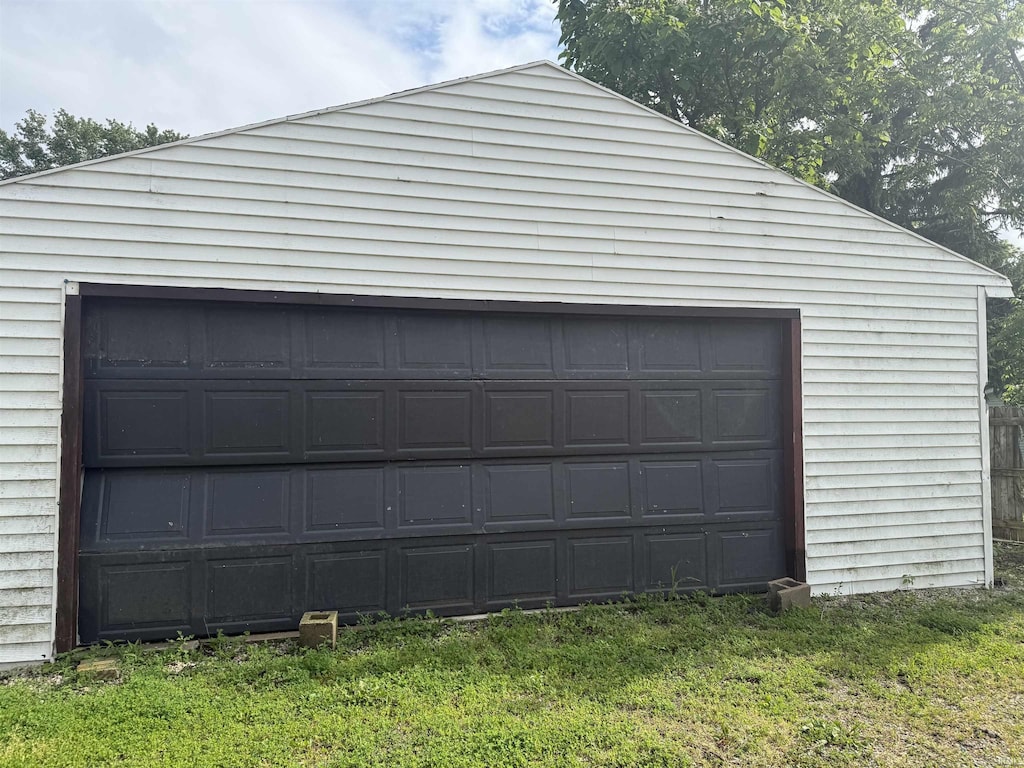 308 E Conger St, Hartford City, IN 47348