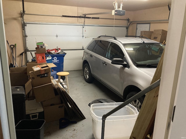 39 E Linn Rd, Bluffton, IN 46714 - garage featuring a garage door opener