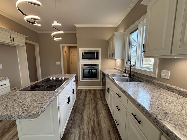 10403 Maple Springs Cv, Fort Wayne, IN 46845 - kitchen with black appliances, a sink, dark wood-style flooring, a kitchen island, and crown molding