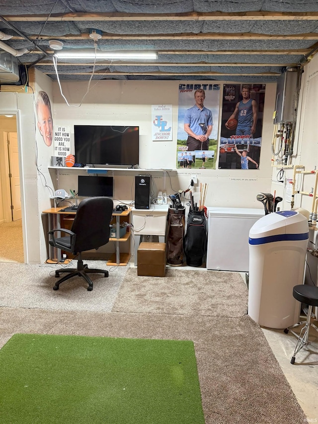 530 W 060 N, Lagrange, IN 46761 - office featuring water heater