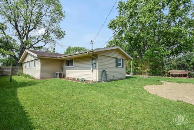 2318 W Concord Rd, Muncie, IN 47304 - back of property with cooling unit