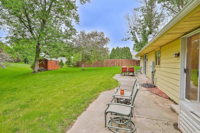1402 Ivy Ct, North Manchester, IN 46962 - view of yard featuring a patio and outdoor dining space