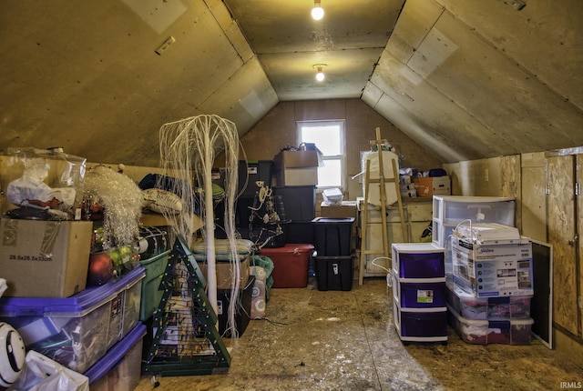 4321 Arlington Ave, Fort Wayne, IN 46807 - view of unfinished attic