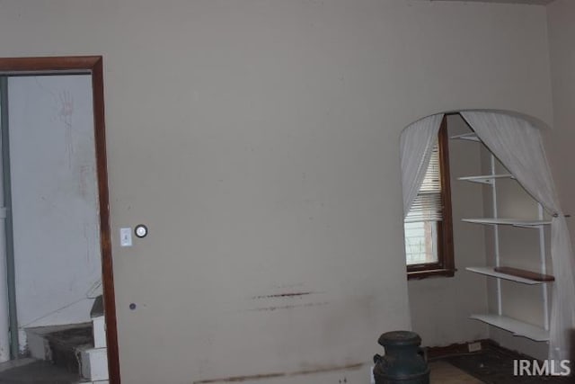 135 S Broad St, Dunkirk, IN 47336 - empty room featuring arched walkways