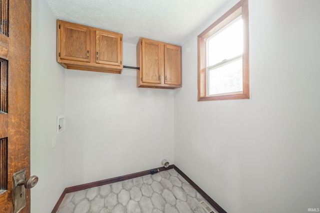 201 S 11th St, New Castle, IN 47362 - washroom featuring cabinet space, hookup for a washing machine, and baseboards