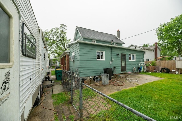 1226 Kinyon St, South Bend, IN 46616 - view of rear view of property