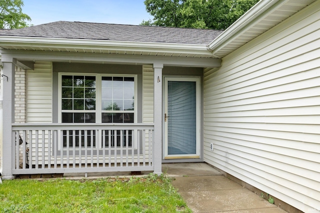 3316 Ingram Ct, Lafayette, IN 47906 - entrance to property featuring a shingled roof and covered porch