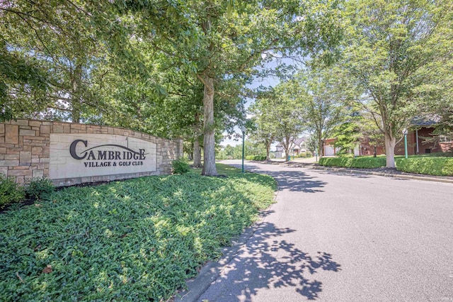 1215 Ladbrooke Dr, Evansville, IN 47725 - view of community / neighborhood sign