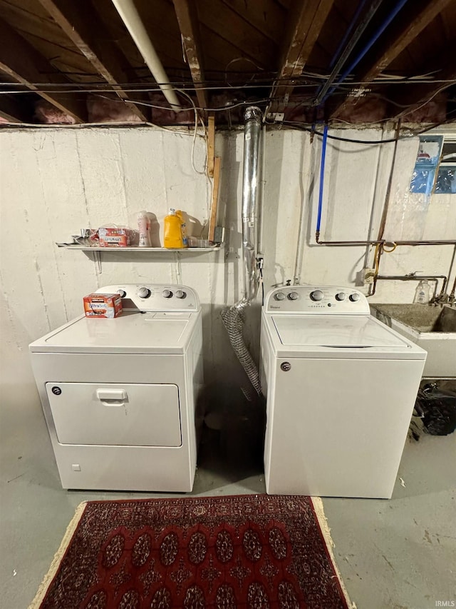 1741 Rockne Dr, South Bend, IN 46617 - washroom featuring washing machine and dryer