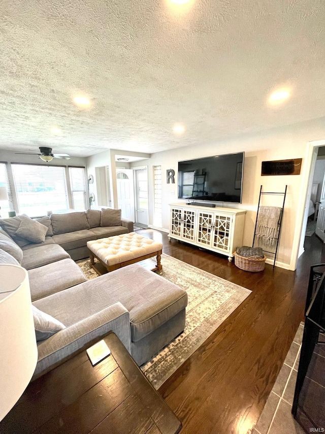 1741 Rockne Dr, South Bend, IN 46617 - living area with a textured ceiling, wood finished floors, recessed lighting, and ceiling fan