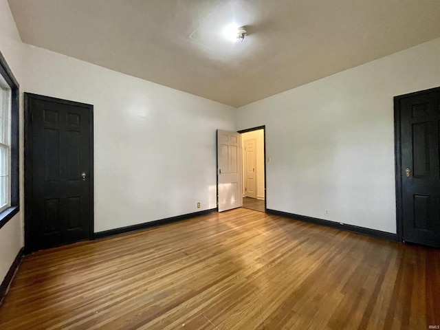 5425 Lincoln Ave, Evansville, IN 47715 - unfurnished room with wood finished floors and baseboards