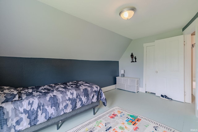8694 W 1000 S Unit 35, Lafontaine, IN 46940 - bedroom featuring lofted ceiling and baseboards