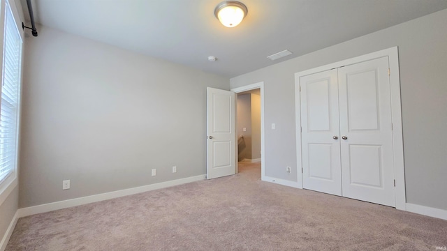 916 Cameo Dr, Evansville, IN 47711 - unfurnished bedroom featuring carpet floors and baseboards