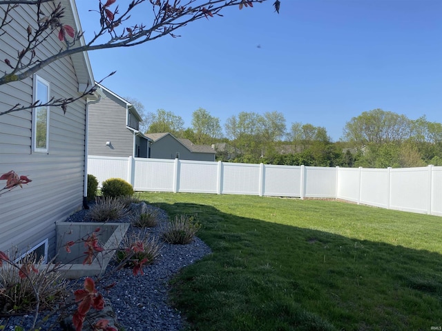 4310 E Duffy Dr, Syracuse, IN 46567 - view of yard