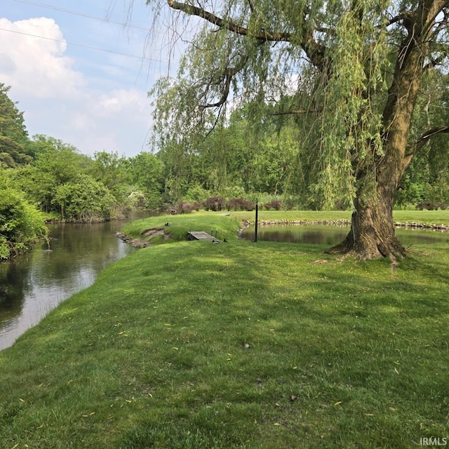 17295 Willowbrook St, South Bend, IN 46635 - view of grassy yard