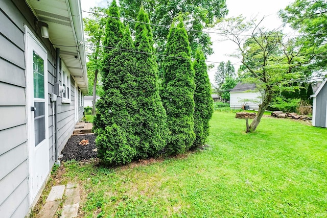 6613 E Hickory Ln, Muncie, IN 47303 - view of green lawn