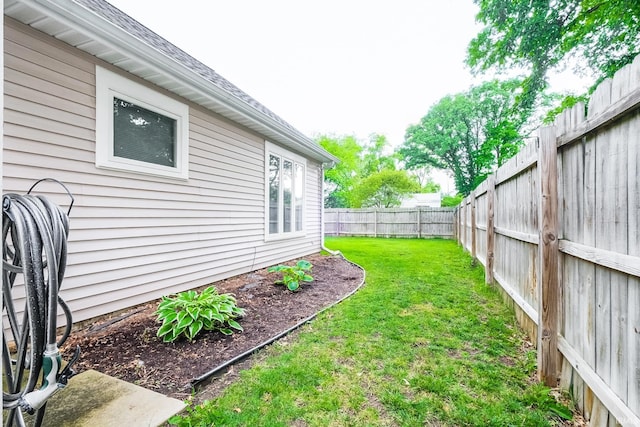 2910 W Devon Rd, Muncie, IN 47304 - view of yard