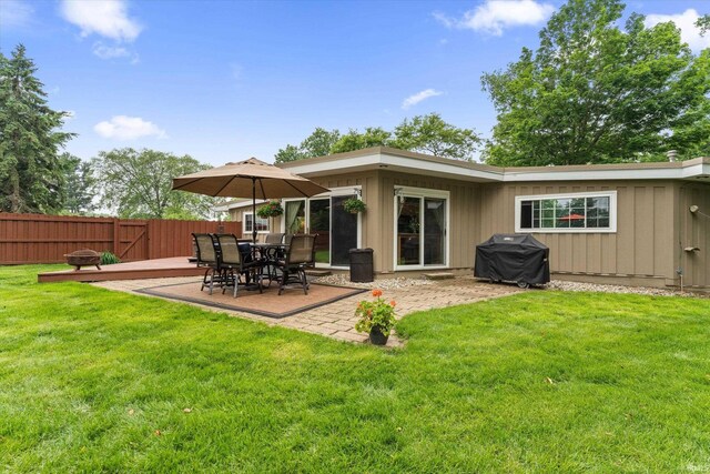 61560 Druid Ln, South Bend, IN 46614 - rear view of property with a patio area