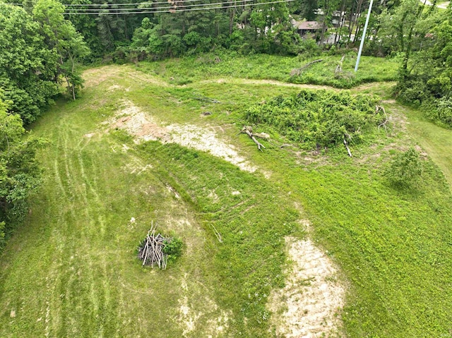 Pineview Dr, Loogootee, IN 47553