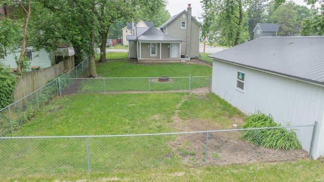 208 N Heaton St, Knox, IN 46534 - view of yard