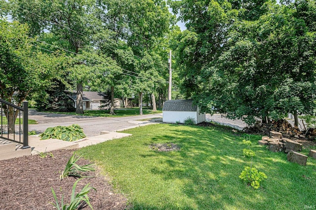 501 Spring Beach Rd, Rome City, IN 46784 - view of grassy yard