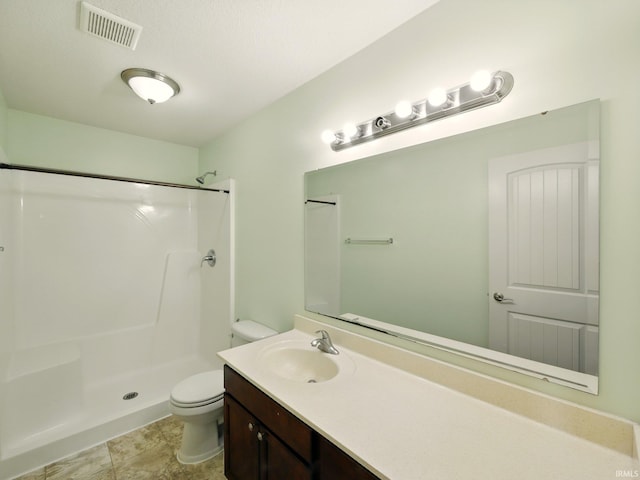 13395 Synch Ct, Fort Wayne, IN 46814 - bathroom with toilet, vanity, and a shower