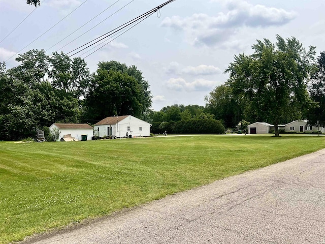 56362 45th St, Elkhart, IN 46516
