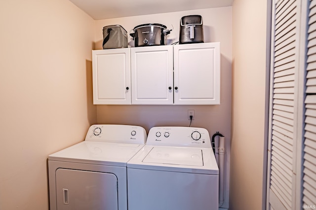 3208 Hanover Dr Unit 17-D, Lafayette, IN 47909 - laundry room with cabinet space and independent washer and dryer
