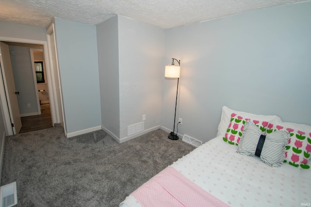 57005 Southshore Dr, Osceola, IN 46561 - carpeted bedroom featuring a textured ceiling and baseboards