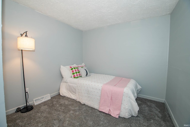 57005 Southshore Dr, Osceola, IN 46561 - bedroom with carpet, a textured ceiling, and baseboards
