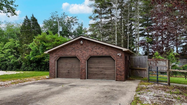 7333 W Newton Stewart Rd, Taswell, IN 47175 - view of detached garage
