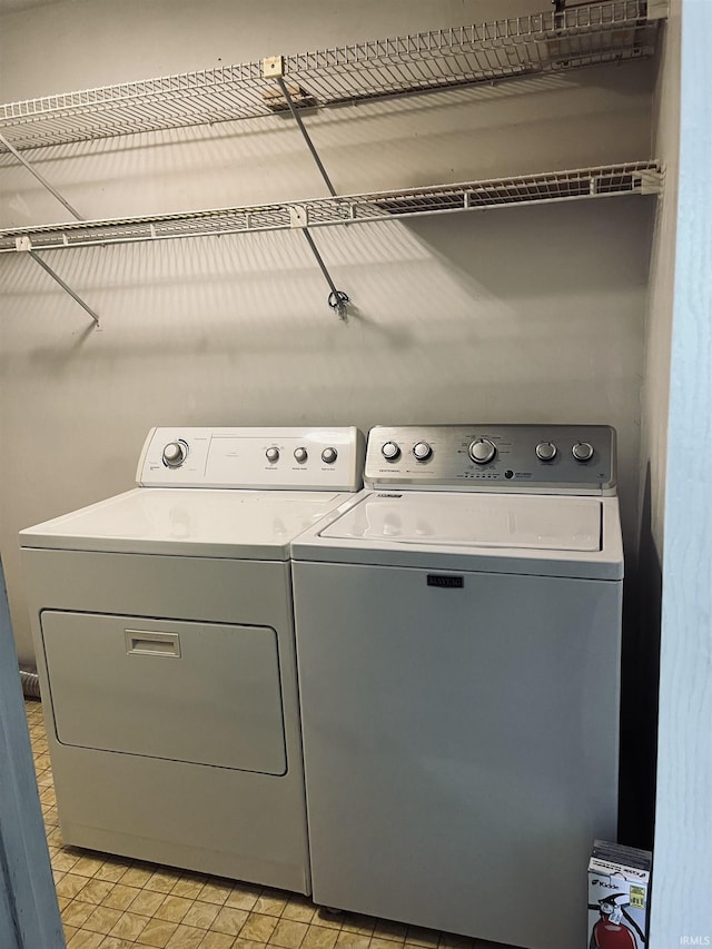 336 Wilmington Ct Unit C, Bloomington, IN 47401 - washroom featuring washing machine and dryer