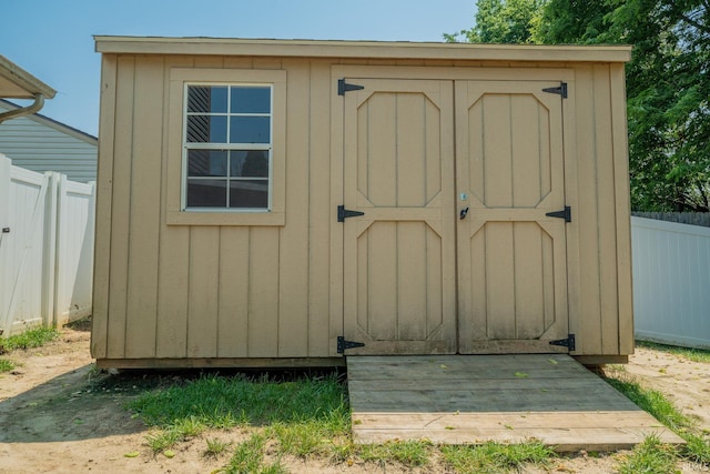 2645 Wynterpointe Ct, Kokomo, IN 46901 - view of shed