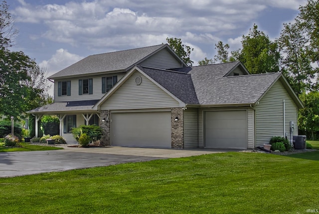 2560 E Maple Dr, Bluffton, IN 46714 - view of front facade featuring a garage, roof with shingles, driveway, and a front lawn