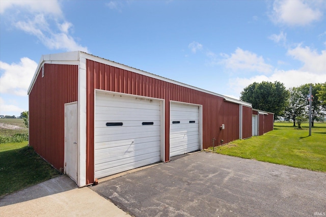 29351 Darden Rd, New Carlisle, IN 46552 - view of detached garage