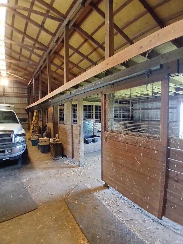 7086 S 200 E, Macy, IN 46951 - view of horse barn