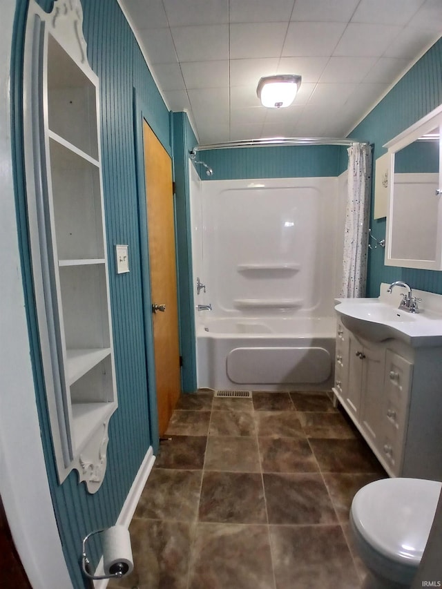 7086 S 200 E, Macy, IN 46951 - bathroom with shower / tub combo, vanity, and wallpapered walls