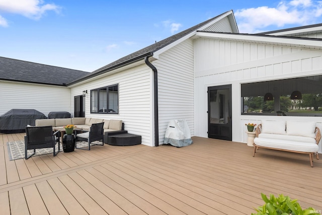 11306 Fishers Pond, Middlebury, IN 46540 - deck with outdoor lounge area and area for grilling