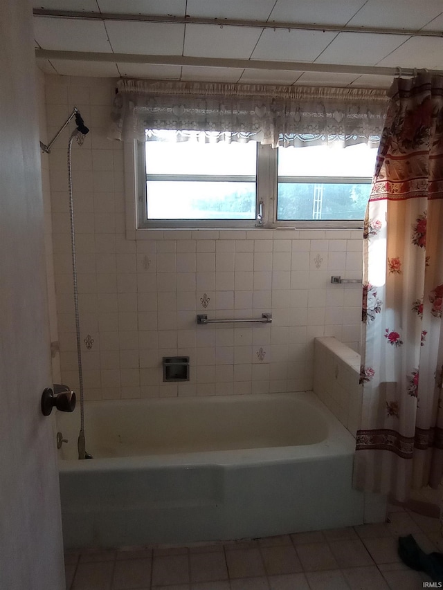 1340 Broadway St, Vincennes, IN 47591 - full bathroom featuring tile patterned flooring and shower / tub combo